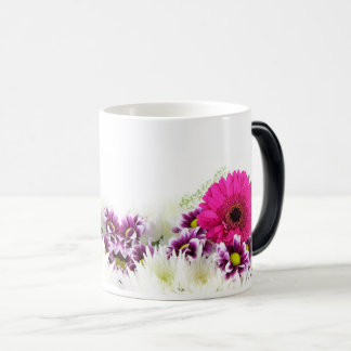 Blumenbeauty: Watercolor Wash Abstrakte Kunst Verwandlungstasse