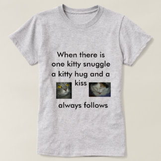 Blumenblatt- und Federt-shirt T-Shirt