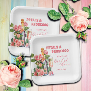 Blumenblätter und Prosecco-Flasche und Rosen Braut Pappteller