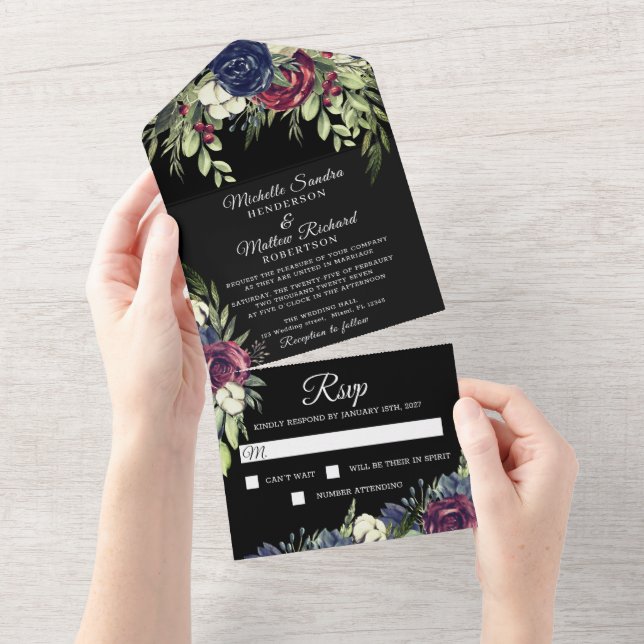 Blumendark & Moody-Hochzeit in einem All In One Einladung (Abreißen)