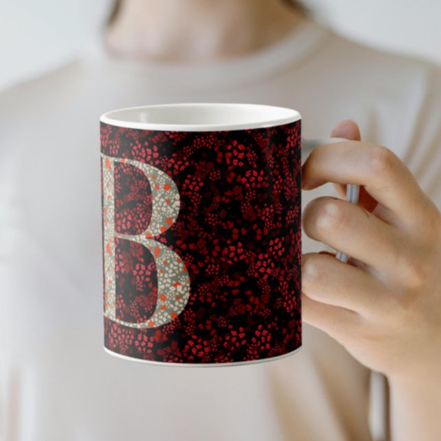 Blumenelegant Monogramm B rot mit einer Phrase Kaffeetasse (Von Creator hochgeladen)