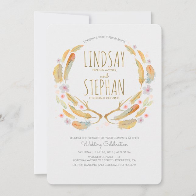 Blumenfeathers Antlers Summer Woodland Wedding Einladung (Vorderseite)