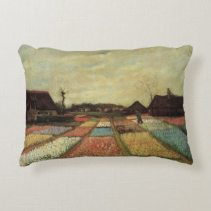 Blumenfelder von Vincent van Gogh Zierkissen