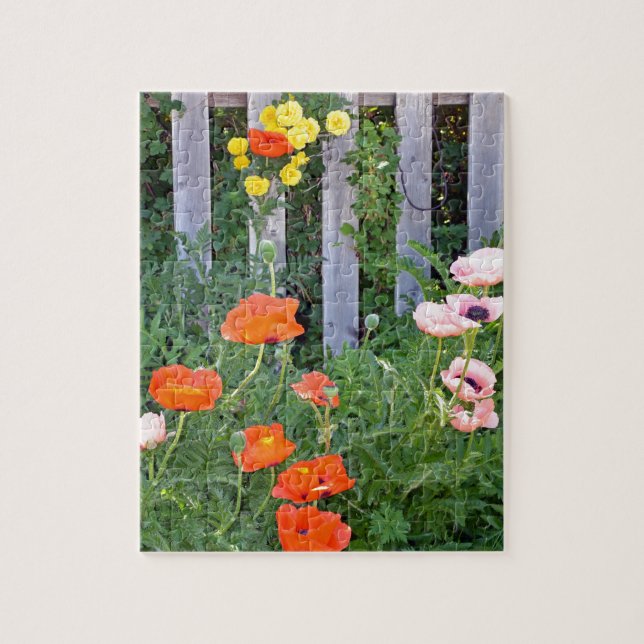 Blumengarten mit Mohnblumen (Vertikal)