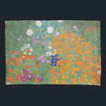Blumengarten von Gustav Klimt Kissenbezug<br><div class="desc">Schönes farbenfrohes Gemälde eines Blumengartens von Gustav Klimt. Phantastische Farbvariationen und wunderschöne Blume passen einfach wunderschön zu vielen wunderbaren Produkten und Geschenkideen.</div>