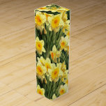 Blumengelb, Hübsch Weinbox<br><div class="desc">Diese hübsche Blumenweinschachtel ist der perfekte Weg,  um dieses besondere Geschenk für jeden Anlass zu verpacken. Diese Designvorlage weist ein Muster gelber Beilagen auf. Entworfen von dem weltbekannten Künstler Tim Coffey.</div>