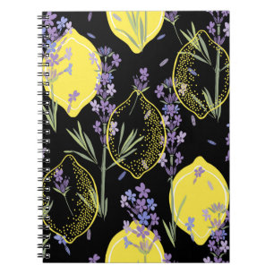 Blumenhintergrund mit von Hand gezeichnet Lavendel Notizblock