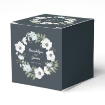 Blumenkästen mit weißem Gastgeschenk Hochzeit