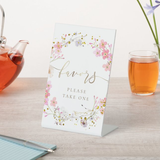 Blumenkranz begünstigt Schild (In SItu)