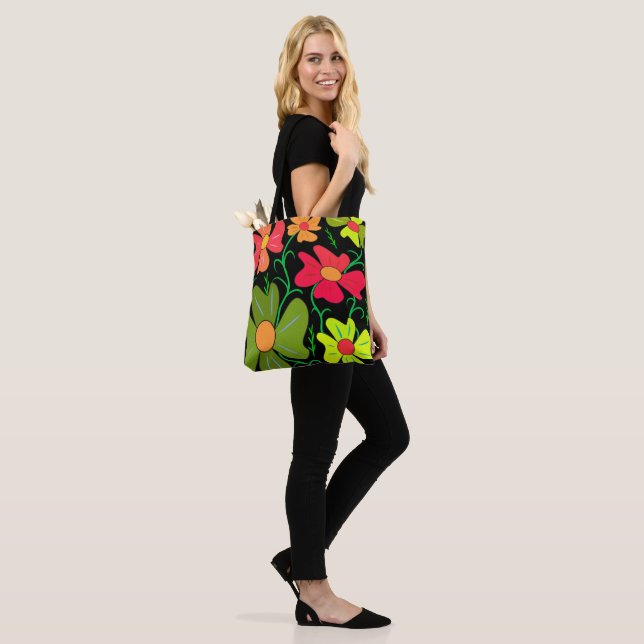 Blumenkunst Tasche (Am Model)