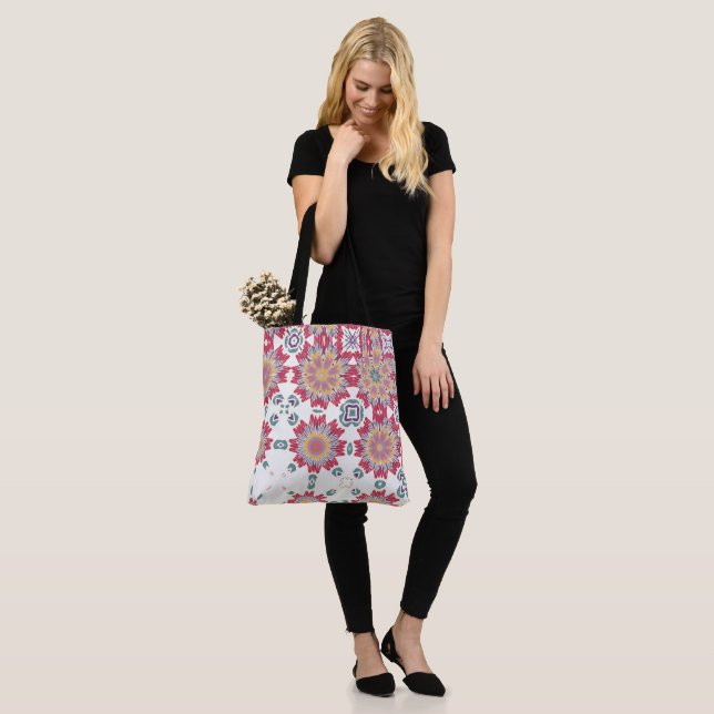 Blumenmuster in Aquarellfarben, rosa Blumendruck Tasche (Am Model)
