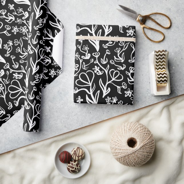 Blumenmuster in Weiß auf Schwarz Geschenkpapier (Basteln)