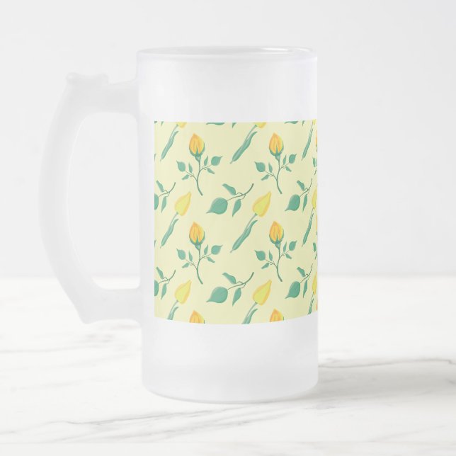 Blumenmuster mit gelben Rosen-und Tulpenfarben-Blu Mattglas Bierglas (Links)