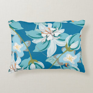 Blumenmuster, vielseitiges Design der Blume. Dekokissen
