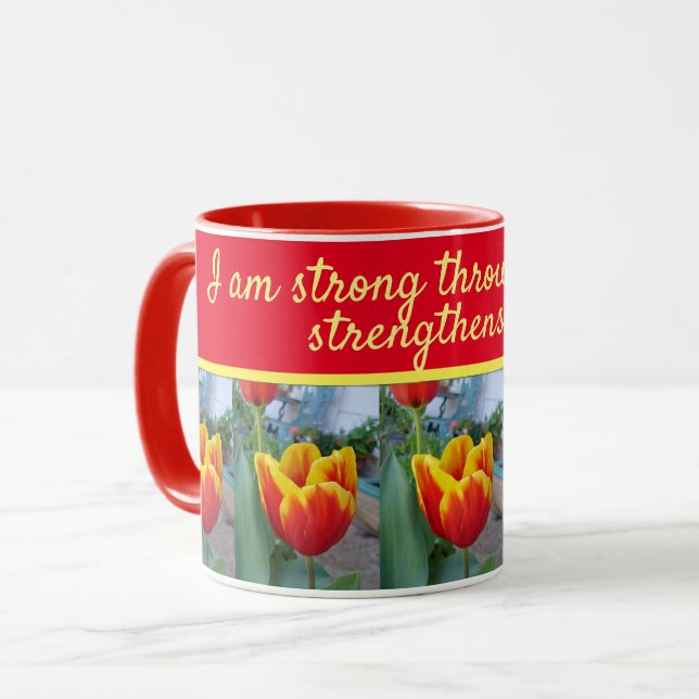 Blumenroter Tulip Gottes Zitat Ich bin starke Frau Tasse (Vorderseite Links)
