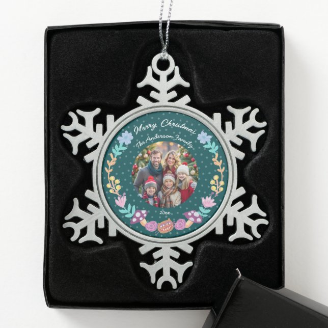 Blumenschrei Katzenkätzchen Grün Weihnachtsgebäck  Schneeflocken Zinn-Ornament (Box)