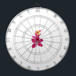 Blumenstil, ArtyClick Crimson, Light Gold Dartscheibe<br><div class="desc">Der Nervenkitzel des Spiels. Die Spannung in der Luft. Der Moment, in dem der Dart Ihre Fingerspitzen verlasst, mit dem Ziel, perfekt zu sein. Jedes Dartboard erzählt eine Geschichte - von feierlichen Siegen, entzündeten Rivalitäten und Fähigkeiten, die über unzählige Würfe geehrt wurden. Ob Sie ein erfahrener Spieler sind, der das...</div>