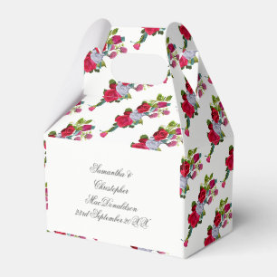 Blumenstrauß in Rot-Weiß-Rose Geschenkschachtel