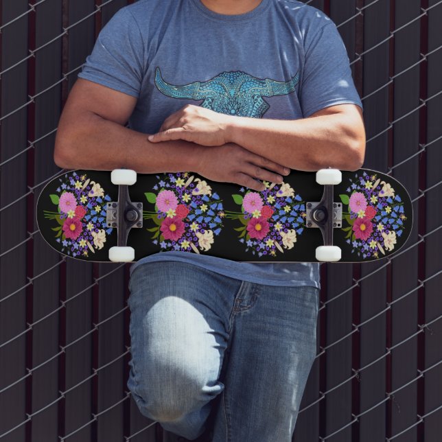 Blumenstrauss Pale Black Skateboard (Außenbereich 3)