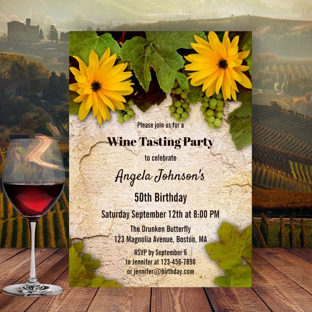 Blumenwein-Verkostung zum Geburtstag Einladung (Birthday party invitation featuring a wine theme with hanging grapes and leaves on a rustic wall)