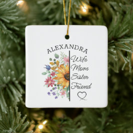 Blumiger benutzerdefinierter Name & Text Ehefrau M Keramikornament