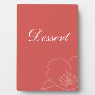Blumiges Hochzeitsdessert-Schild rote und rosa Moh Fotoplatte
