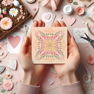 Blumiges Sanft pfirsichfarbendes kaleidoskopartige Karte