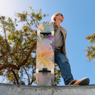 Blush Bloom Exotic Blätter Blume Skateboard