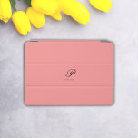 Blush Blossom Custom iPad Air Hülle<br><div class="desc">Erhöhen Sie Ihren iPad-Stil mit unserem Blush Bloom Personalisierten iPad Case, einem schicken und anpassbaren Accessoire zum Schutz und Personalisieren Ihres Gerätes. Der zarte Script-Schriftart mit Ihrem ersten Initial- und Vollnamen ist in einer sanft blush rosa Farbe mit einer Touch an Eleganz entworfen. Dieser aus hochwertigen Materialien gefertigte Fall garantiert...</div>