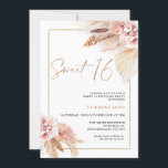 Blush Boho Pampas Grass Sweet 16 Geburtstag Einladung<br><div class="desc">Blush Boho Pampas Grass Sweet 16 Geburtstag Einladung Bohemisch inspirierte 16 Geburtstagseinladung mit zwei erdigen bunten und blassrosa Blumenarrangements mit Pampas Gras und einem modernen kalligraphischen Bild als eine Überschrift in einem Imitat Rose Gold Textur. Ideal für alle,  die eine böhmisch inspirierte 16 . Geburtstag-Geburtstagseinladung suchen.</div>
