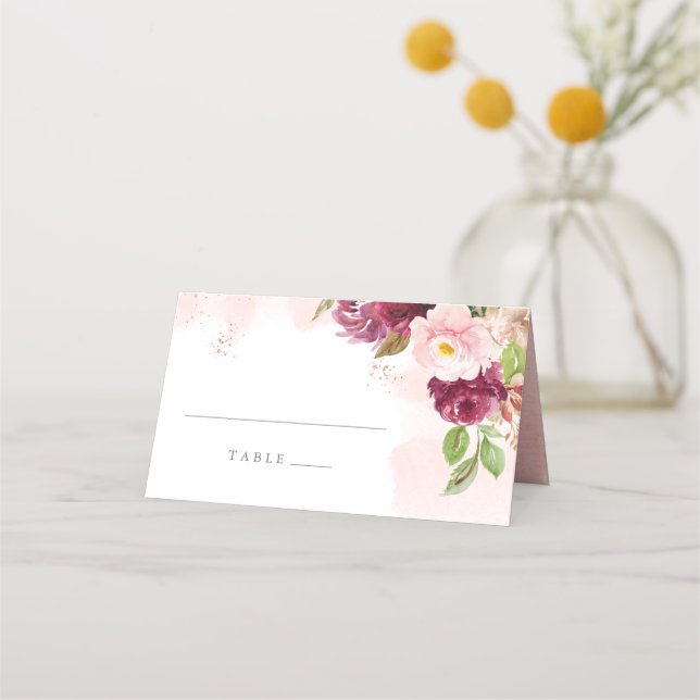 Blush Burgundy Bloral Wedding Platzkarte (Vorderseite)
