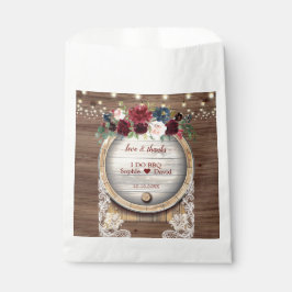 Blush Burgundy Bloral Wine Barrel Lace Wedding GRI Geschenktütchen