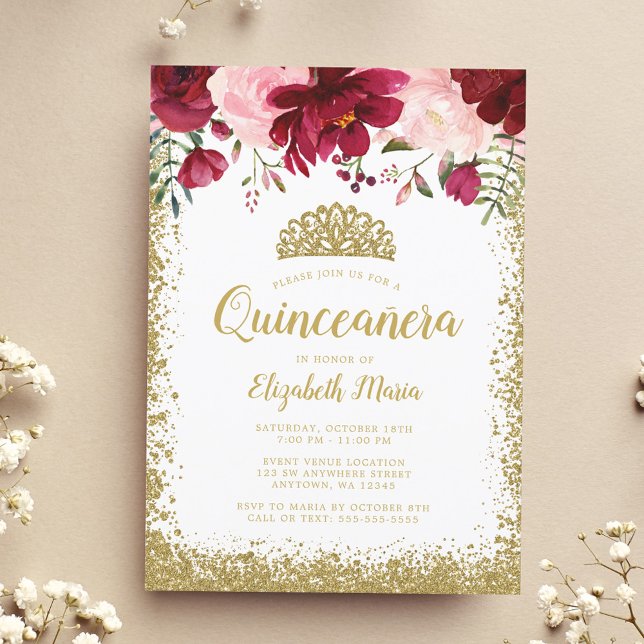 Blush Burgundy Floral Gold Tiara Quinceanera Einladung (Von Creator hochgeladen)