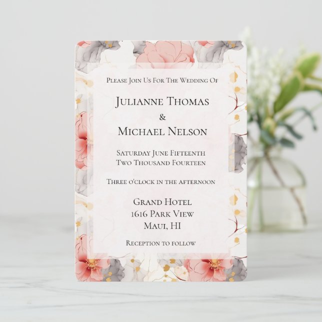 Blush Coral Gray Floral Wedding Einladung (Stehend Vorderseite)