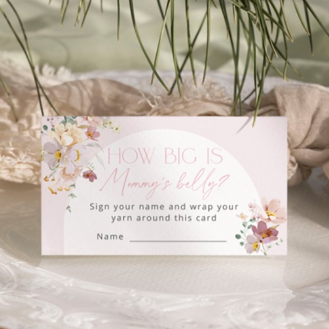 Blush Floral Baby Dusche Wie groß ist Mama's Bauch Begleitkarte (Von Creator hochgeladen)