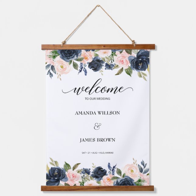 Blush Navy Blossom Hochzeit Willkommen Wandteppich Mit Holzrahmen (Vorderseite)
