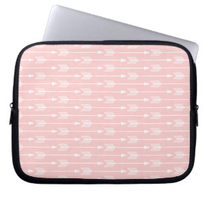 Blush Pink Arrows Pattern Laptopschutzhülle