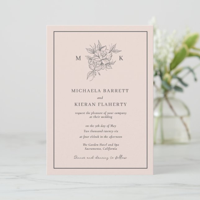 Blush Pink Botanische Blume Monogram Wedding Einladung (Stehend Vorderseite)