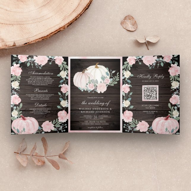 Blush Pink Floral Pumpkin QR Code Hochzeit Holz Dreifach Gefaltete Einladung (Von Creator hochgeladen)