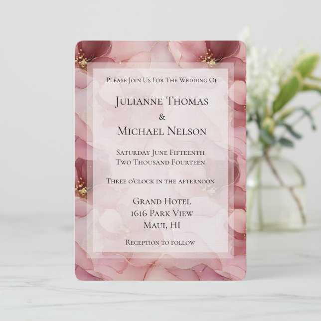 Blush Pink Floral Romantische Hochzeit Einladung (Stehend Vorderseite)