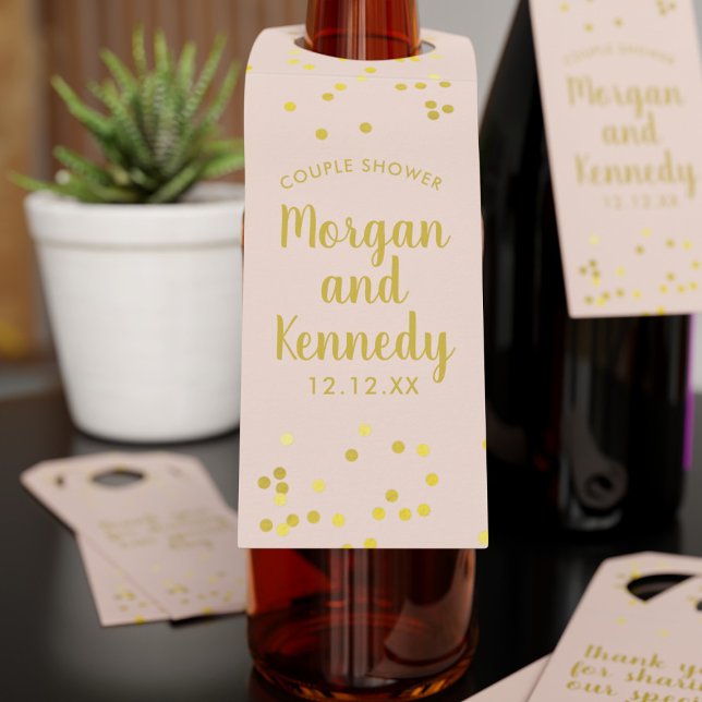 Blush Pink Gold Confetti Brautparty Flasche Tag Flaschenanhänger (Add your name and shower date to these blush pink and gold confetti bottle tags)