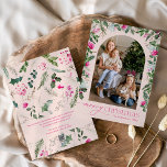 Blush Pink & Greenery Arch Frohe Weihnachten Foto<br><div class="desc">Diese Kollektion besticht durch leuchtend rosa Aquarellen,  Beeren und Wintergrün mit moderner und eleganter Typografie,  die im Winter mit botanischen Mustern geschmückt ist.</div>
