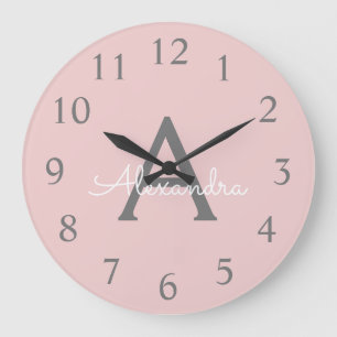 Blush Pink Grey Modern Script Girly Monogram Name Große Wanduhr