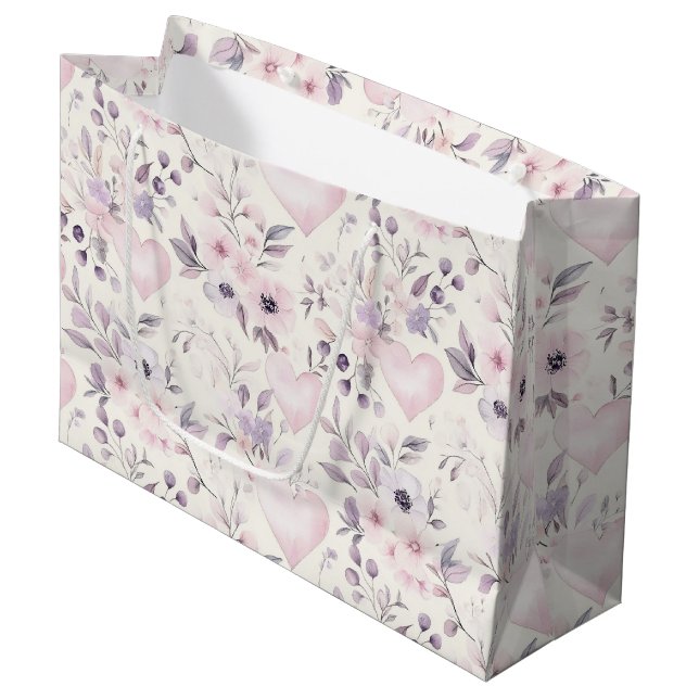 Blush Pink Hearts Purple Flowers Birthday Große Geschenktüte (Vorderseite Schrägansicht)