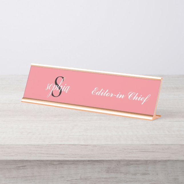 Blush Pink Moderne elegante Monogram Name Script Schreibtischnamensplakette (Vorderseite )
