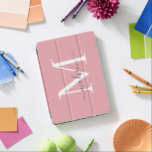 Blush Pink Monogram Feminine Stilvolle Grauschrift iPad Air Hülle<br><div class="desc">Modern Blush Pink Gray Elegant Feminine Monogram Girly Stylish Script iPad Cover</div>