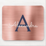Blush Pink Rose Gold Burgundy Foil Monogram Name Mousepad<br><div class="desc">Rose Gold - Rosa und Navy Blau Imitate Pinselimeter Monogram Name Monogram Mousepad. Dieses Mousepad kann auf Ihren Vornamen angepasst werden und eignet sich hervorragend für den Rückweg zur Schule, zum Geburtstag oder zum Weihnachtsgeschenk.</div>