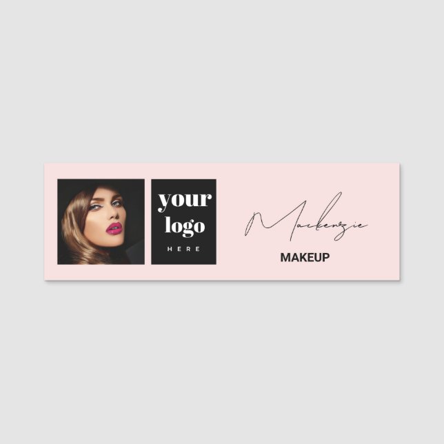 Blush Pink Script Logo Photo Makeup  Namensschild (Vorderseite)