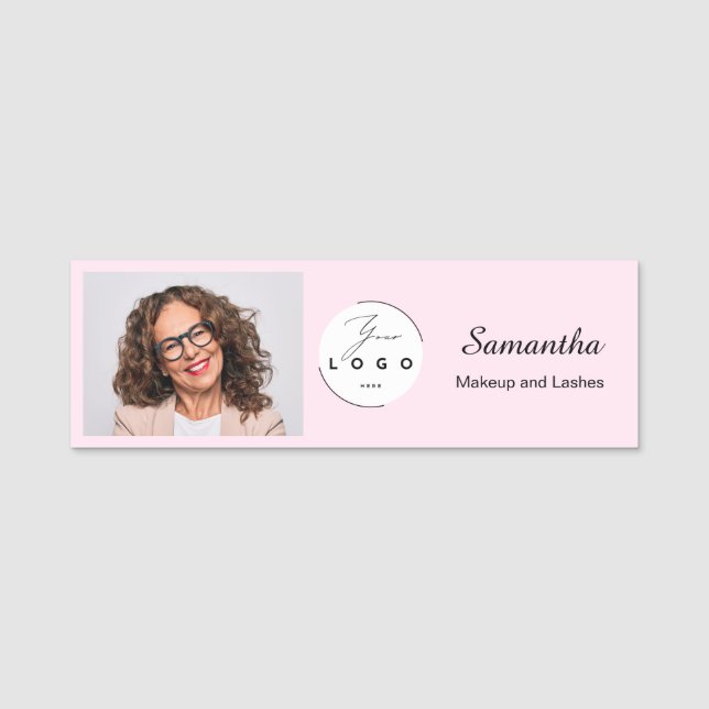Blush Pink Script Logo Photo Makeup Namensschild (Vorderseite)