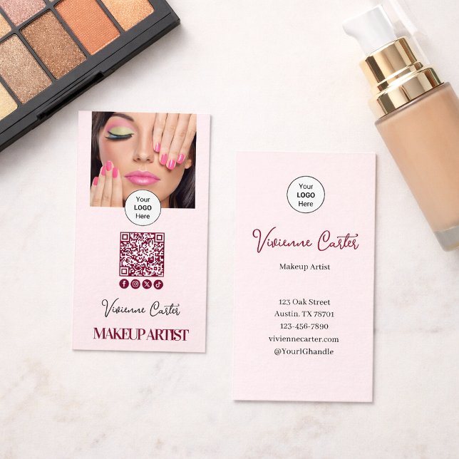 Blush Pink Script Logo QR Code Photo Makeup Visitenkarte (Makeup Artist Blush Pink Business Card with Photo)
